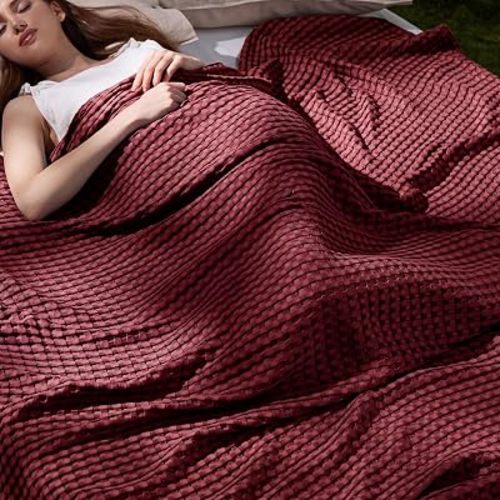 Bedsure Cooling Waffle Blanket for Hot Sleepers, Burgundy, King, 104" X 90"