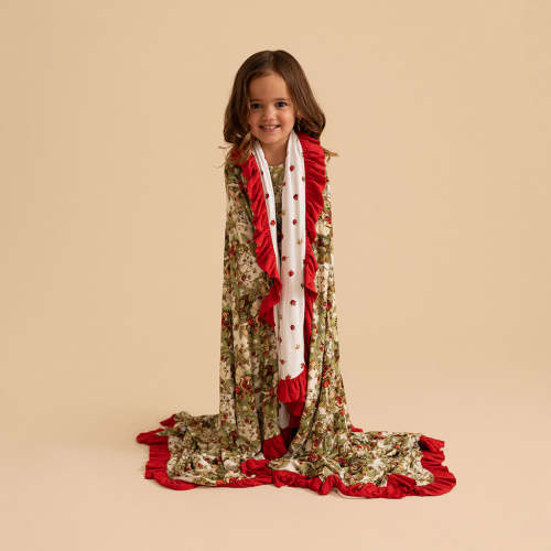 Strawberry Fairy & Flower Fairies Strawberries Ruffled Luxe Patoo® Blanket