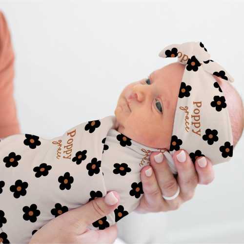 Daisy Floral Personalized Swaddle Baby Blanket With Name Floral Baby Gift Boho Baby Shower Gift Newborn Girl Coming Home Outfit Swaddle Girl