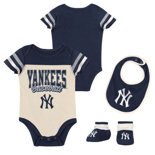 Newborn Outerstuff Navy New York Yankees Up One Three-Piece Bodysuit, Bib & Booties Set