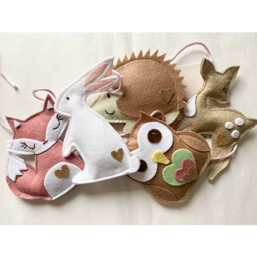 Felt Woodland Animal Name Garland: Handmade Nursery Decor