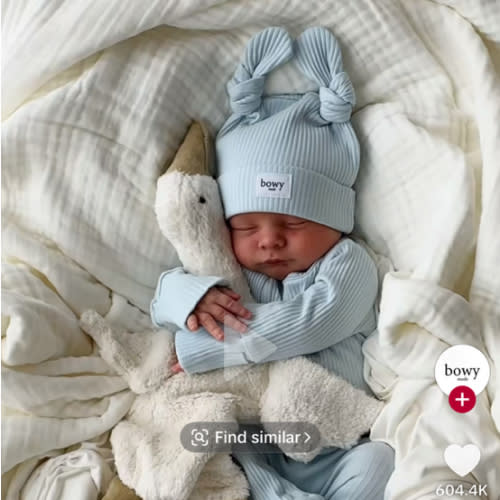 Double Knot Beanie - Powder Blue