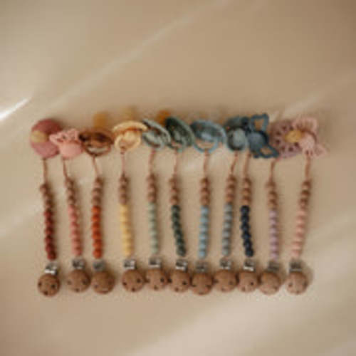 Mushie Pacifier Clip | Eva