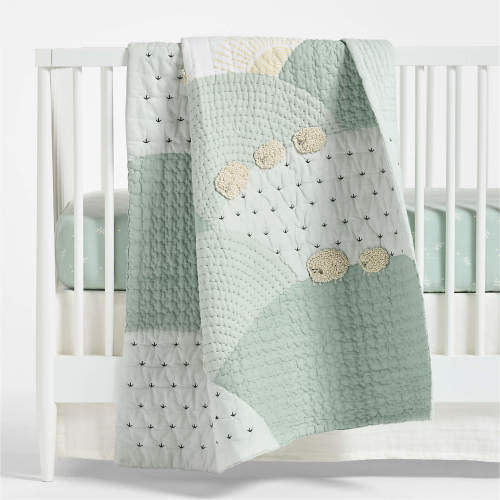 Counting Sheep Organic Cotton Baby Crib Quilt