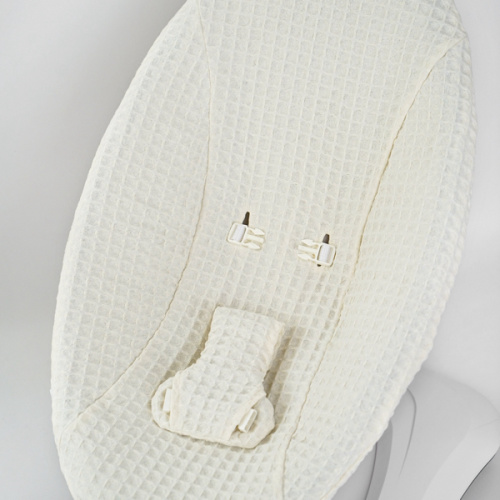 Mamaroo V4 cover