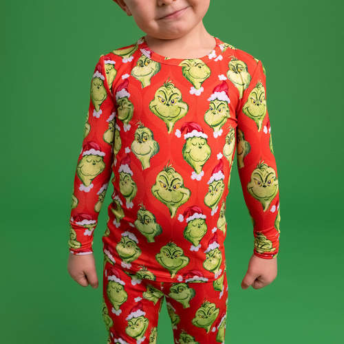 Dr. Seuss The Grinch Classic Pajama Set