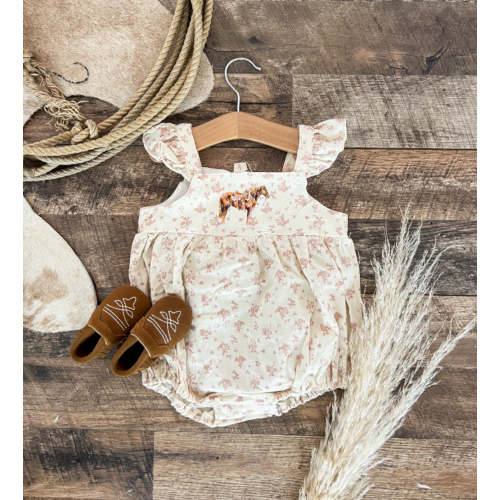 (Restocking Mid April)The Good Horse Pink Floral Romper – theFRINGEDpineapple