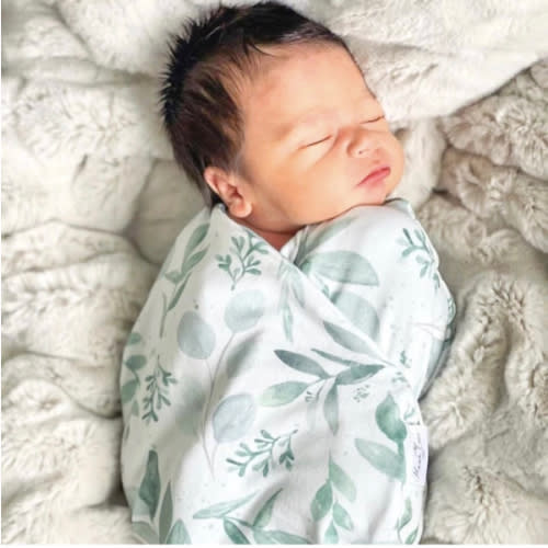 Cocoon swaddle - size small - sage eucalyptus