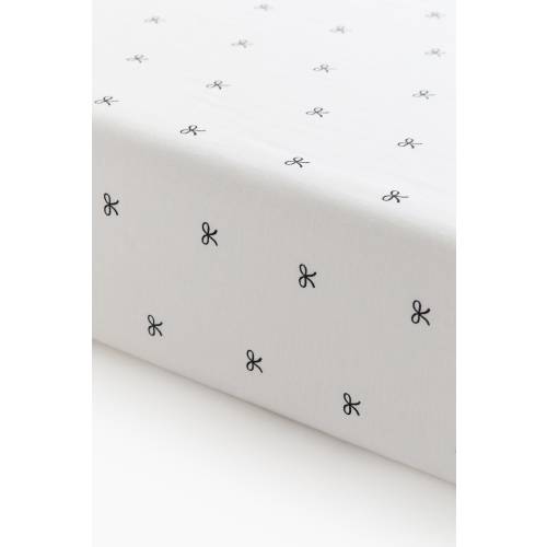 FITTED CRIB SHEET