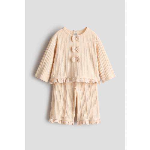 2-PIECE KNIT BOW-DETAIL SET