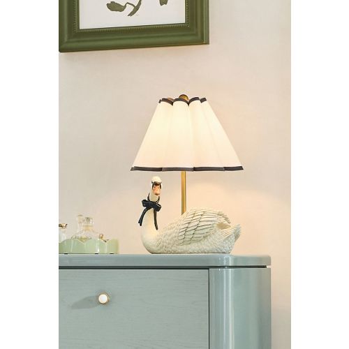 Swan Scalloped Shade Table Lamp