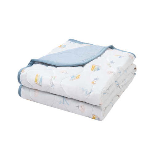 Small Quilted Cozy Blanket | Pastel Waves