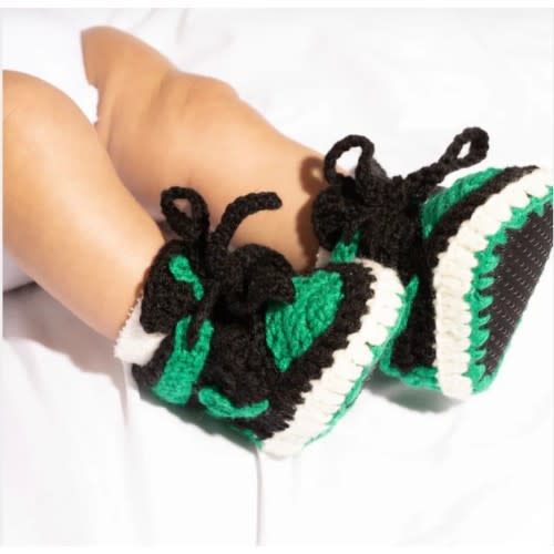 Baby Crochet IB-1 Shamrock (Soft felt non-slip bottom & Shoe Box) – ItzzyBitzzy