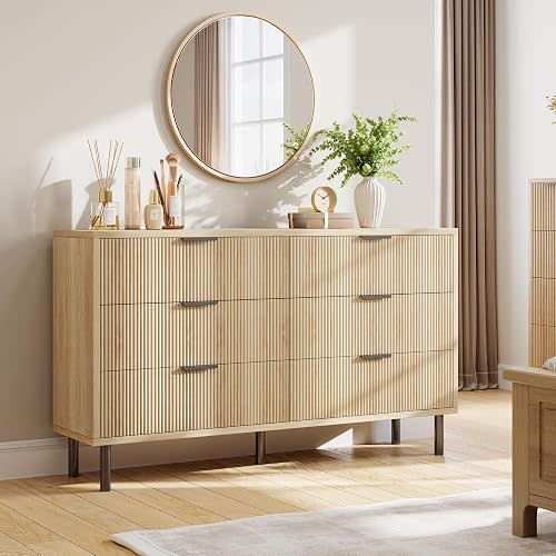 GarveeHome Fluted 6-Drawer Dresser with Metal Legs, Oak