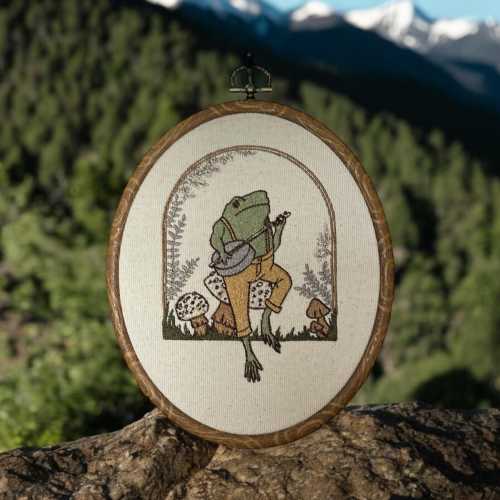 Musical Frog Finished Embroidery Hoop Wall Hanging, Embroidered Decor, Cottagecore, Wind and the Willows, Frog Art, Frog Decor, Wall Art