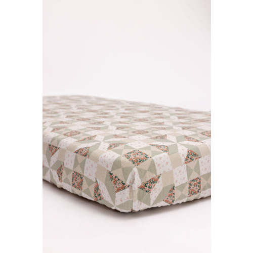 Bee Linen Crib Sheet – WildBird