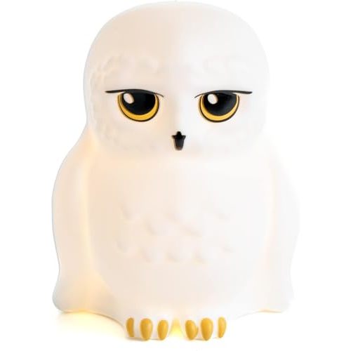 Paladone Harry Potter Hedwig Night Light – Officially Licensed Harry Potter Decor Gift, Bedroom Portable Mood Light for Kids, Battery Powered | Hedwig Character Design • Soft Ambient Glow For Bedrooms • Portable Battery Powered Light