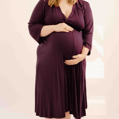Lila Labor & Postpartum Gown in Plum