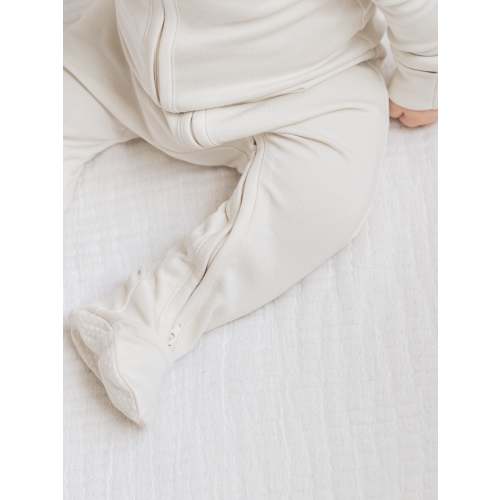 Peyton Zipper Sleeper