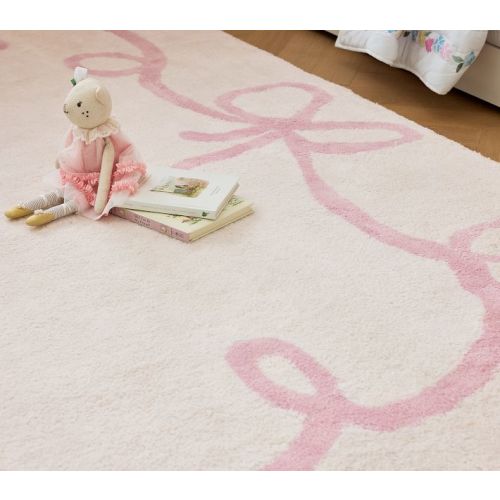 Bow Border Rug 8x10'