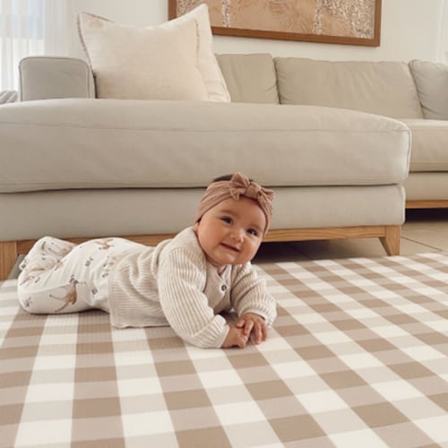 PRE-ORDER Gingham Play Mat - Latte – Munchkin & Bear