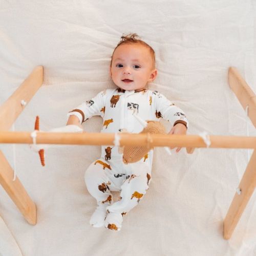 Kyte Baby Zippered Footie in Moo