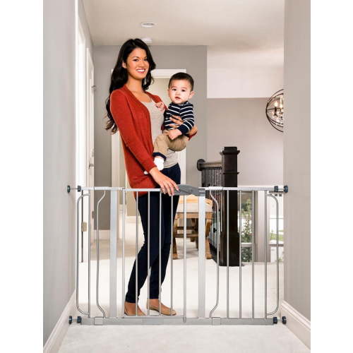 Regalo International Easy Step Extra Wide Platinum Metal Walk-Through Gate - Walmart.ca