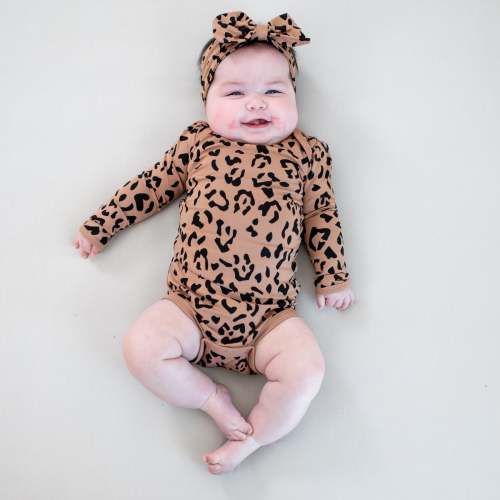 Long Sleeve Bodysuit in Sage | Infant Bodysuit | Kyte Baby