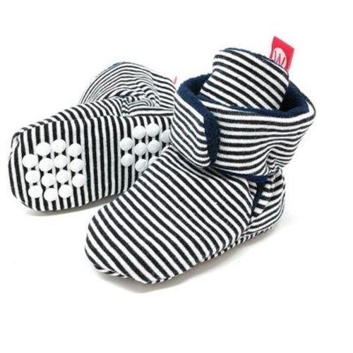 Wrapables Fleece Baby Booties with Anti-Skid Bottoms Pink 6-12 M