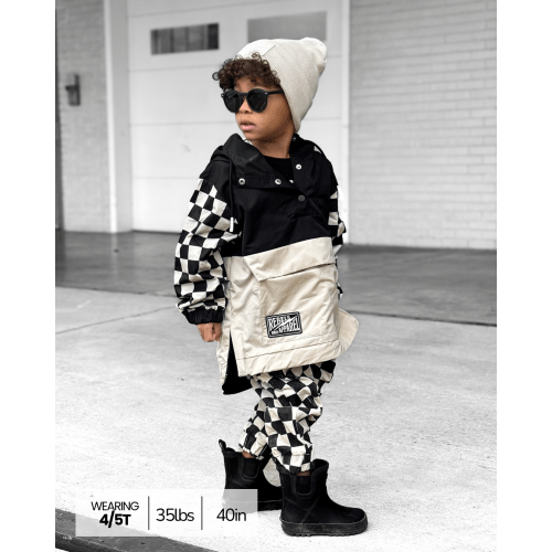 Pullover Windbreaker in Black/Oat