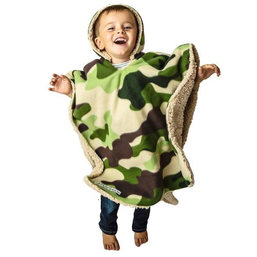 Birdy Boutique Car Seat Poncho for Kids – Safe to Use Over Seat Belts – Reversible Warm and Cozy Blanket – Easy on Easy Off and Doesn’t Impact Car Seat Performance – Camo and Bear – One Size