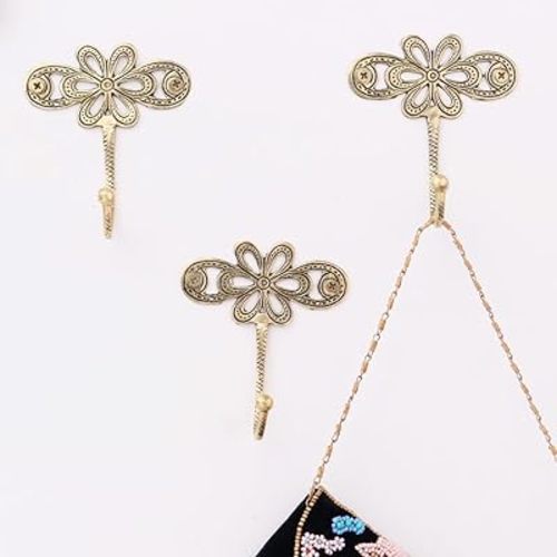 Indian Shelf 3 Pieces Key Holder Flower Vintage Brass Decorative Wall Hooks for Hanging Unique Coat Rack Wall Mount Antique Towel Hangers Gold