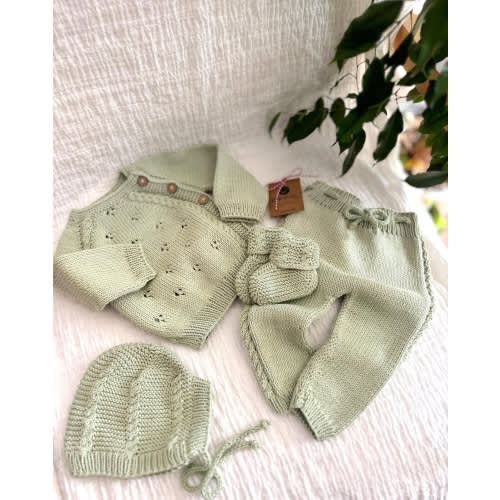 Spring Baby Coming Home Outfit | Gender Neutral Knit Baby Outfit | Preemie Twins Baby Outfit | Newborn Infant Outfit | Green Baby Outfit