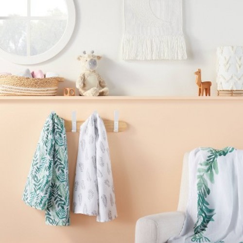 Muslin Swaddle Blanket - Cloud Island™ Green
