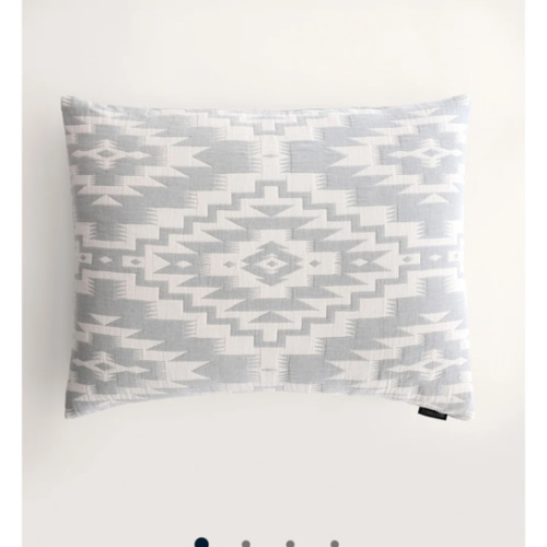 MESILLA  COTTON MATELASSE SHAM