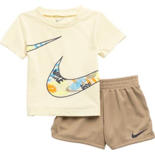 Wild Air 2-Piece Graphic T-Shirt & Shorts Set