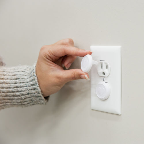 Regalo Safety Accessories White Outlet plugs