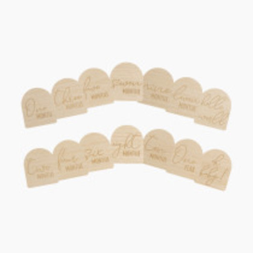 Pearhead Wooden Milestone Props - Arch
