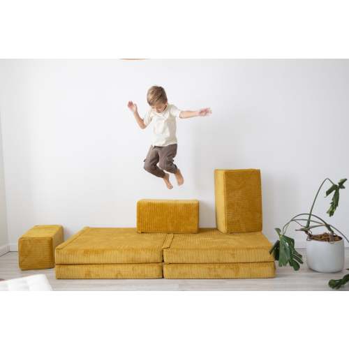The Figgy play couch