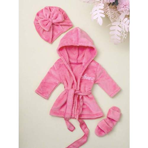 SHEIN Newborn Girl Photography Bathrobe With Matching Turban Hat And Mini Slippers Infant Photoshoot Outfits Love Embroidery Newborn Props Personalized Baby Clothes Baby Accessories Newborn Fall Winter | SHEIN USA