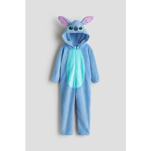 COSTUME