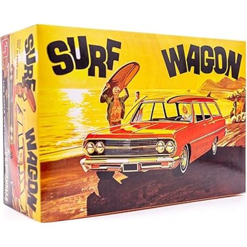 AMT 1965 Chevelle Surf Wagon 1:25 Scale Model Kit
