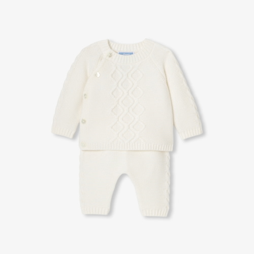 Baby comfort set in garter-stitch knit