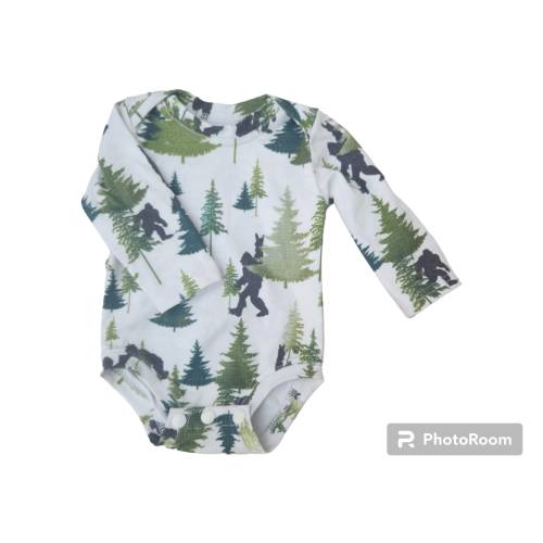 Bigfoot Baby Bodysuit | Cute & Funny Sasquatch Baby Outfit | Unique Gift for Baby Shower or Newborn | Handmade bodysuit | one-piece outfit