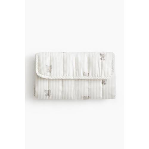 FOLDABLE CHANGING PAD