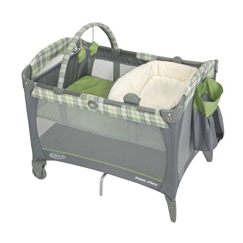 Graco Pack n' Play Reversible Napper and Changer Playard - Roman.