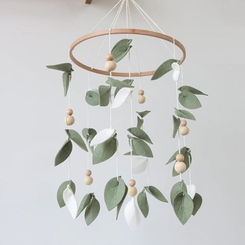 Green Leaf Crib Mobile Forest Baby Mobile for Crib Green Leaf Baby Crib Mobile with Wooden Bead Woodland Baby Mobile for Bassinet Toys Hanging