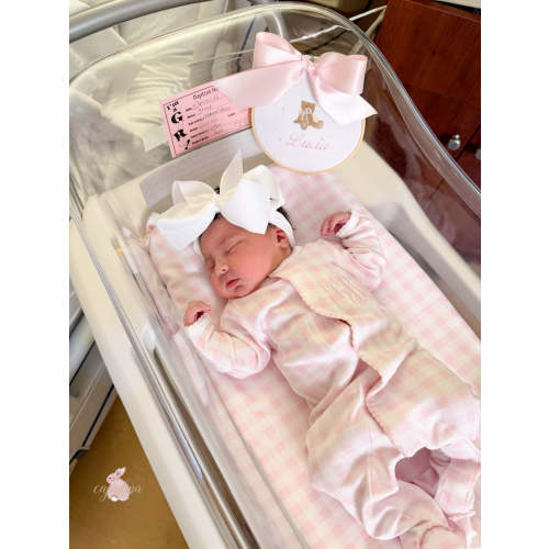 Pink Gingham Newborn Personalized Coming-Home Set – Caprilina