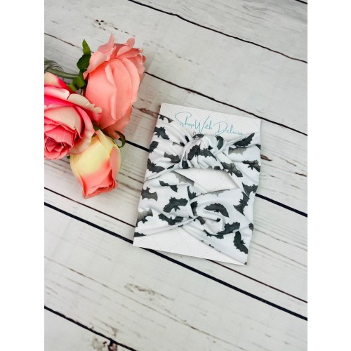 Mommy and Me Watercolor Halloween Bat Headbands, Watercolor Bat headbands, Top Knot Headband, Knotted baby Headband, Head Wrap, Baby Turban