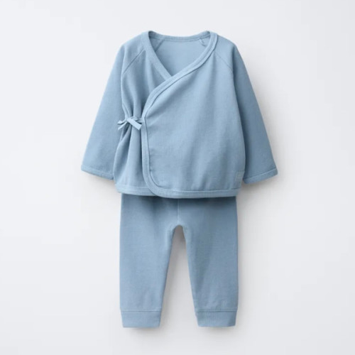 WRAP TOP AND EMBOSSED LEGGINGS SET - Bluish | ZARA United States